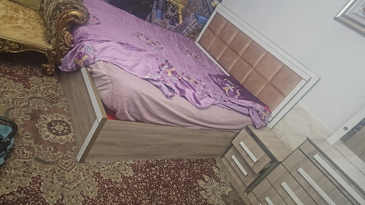 Jeddah, Furniture, SAR 1099,  Like Brand New Bed With Stylish Dressing Table And 5 Doors Almirah For Sale