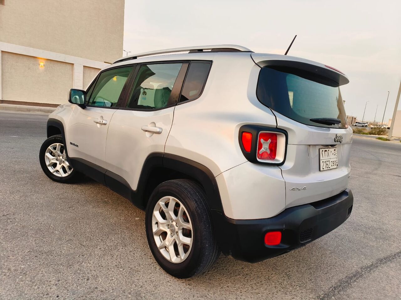 Dammam, Vehicles, Cars & Trucks , SAR 28000,  Jeep Renegade,  2016,  Automatic,  167000 KM,