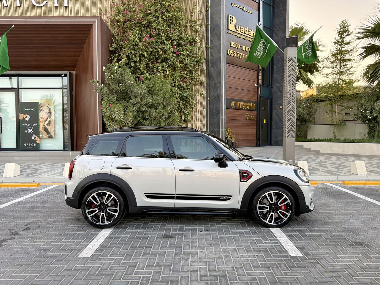 Dammam, Vehicles, Cars & Trucks , SAR 120000,  Mini Countryman,  2022,  Automatic,  55000 KM,    JCW Very Low Mileage