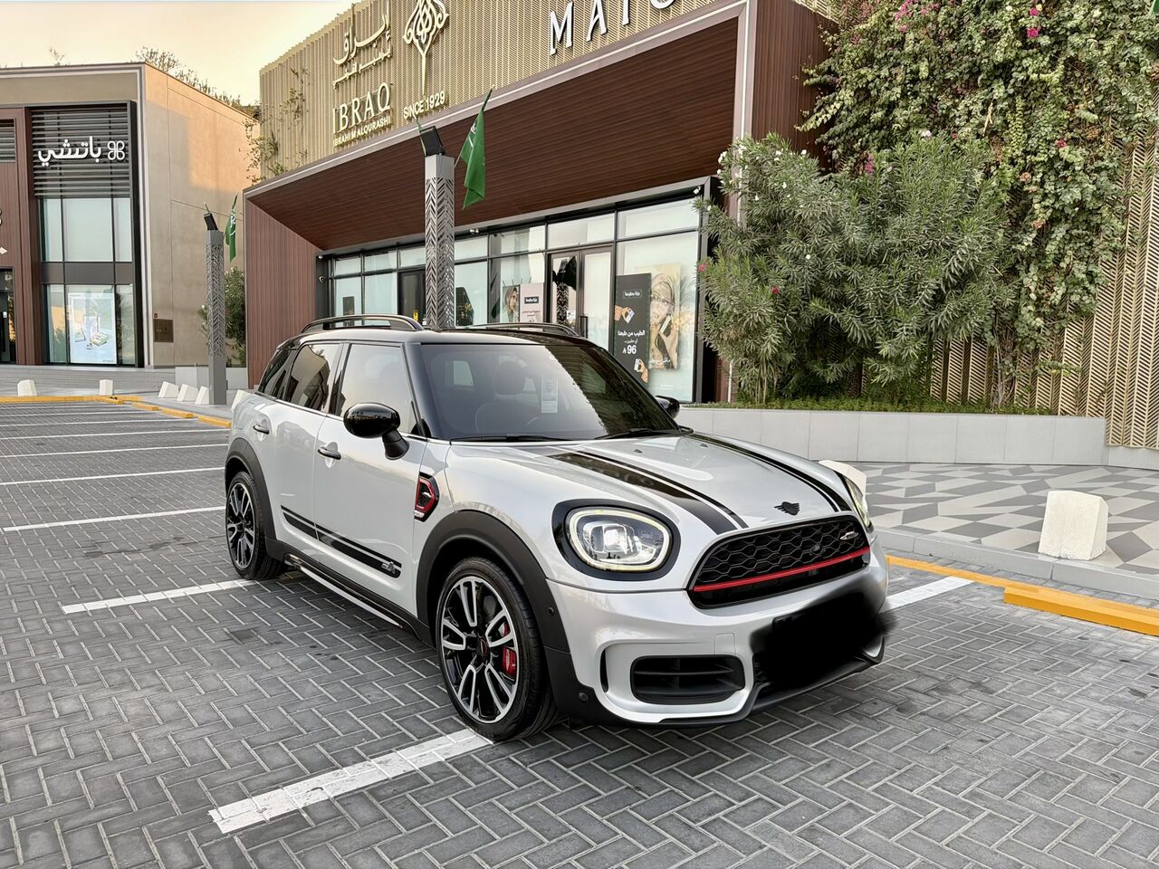 Dammam, Vehicles, Cars & Trucks , SAR 120000,  Mini Countryman,  2022,  Automatic,  55000 KM,    JCW Very Low Mileage
