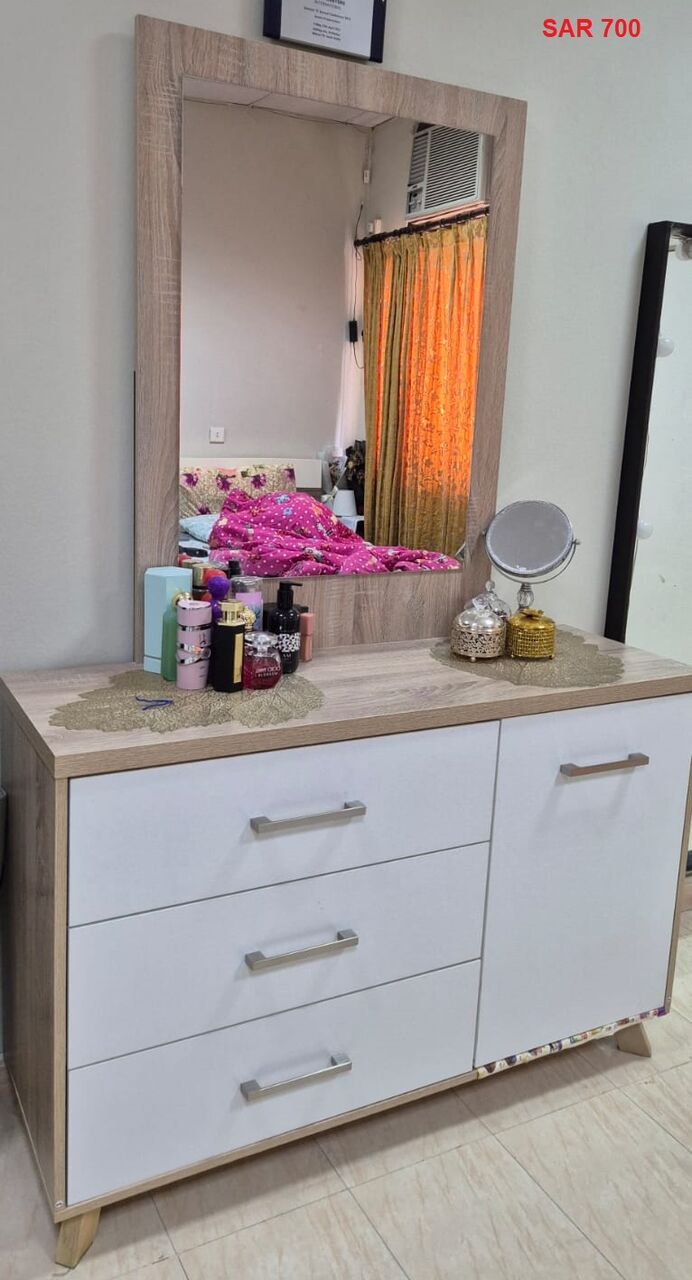 Dammam, Household Items, SAR 550,  Dressing Table With Cabinets (Purchased New)