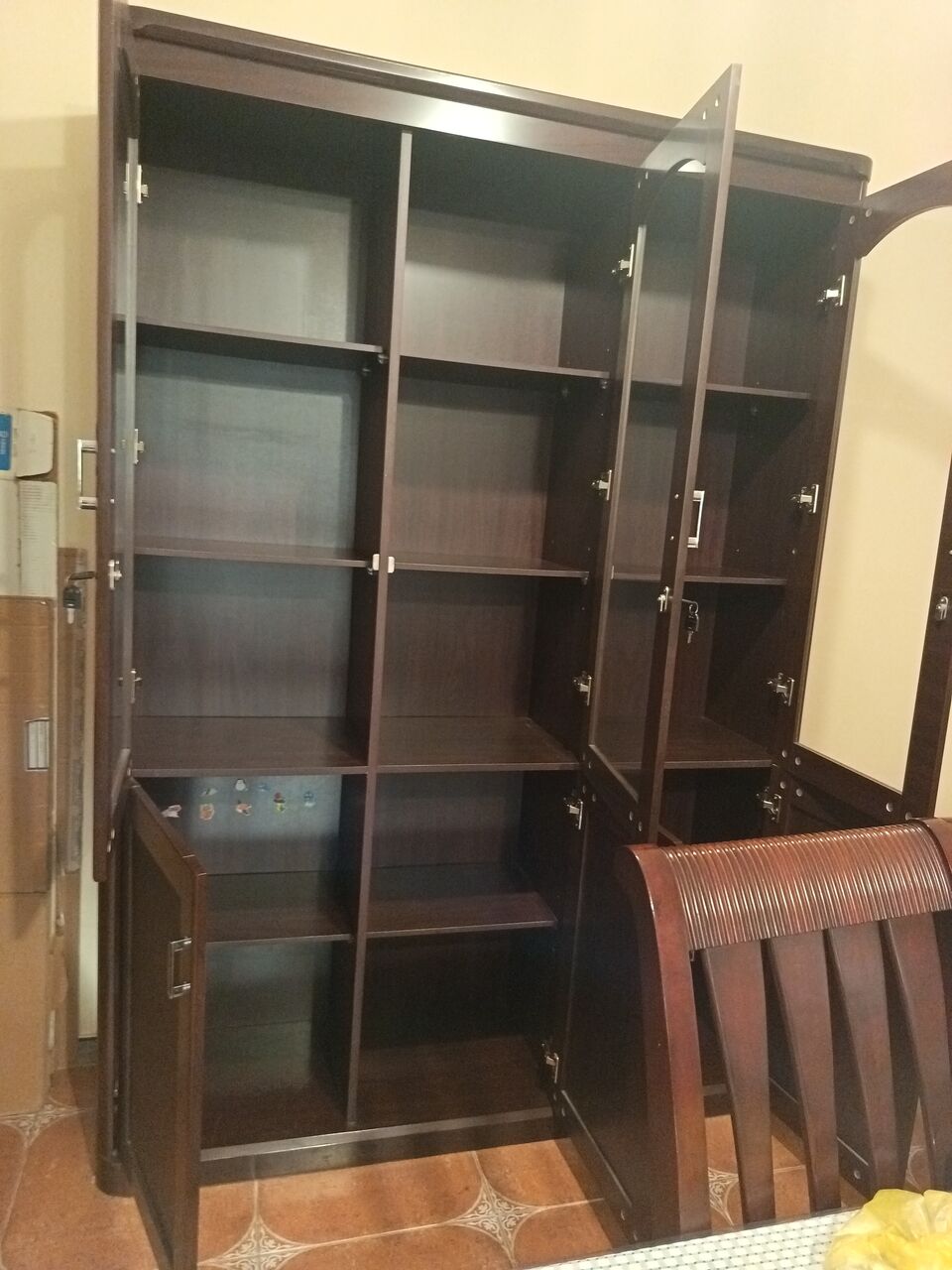 Al Faisaliyah, Furniture, SAR 650,  3 Door Cabinet