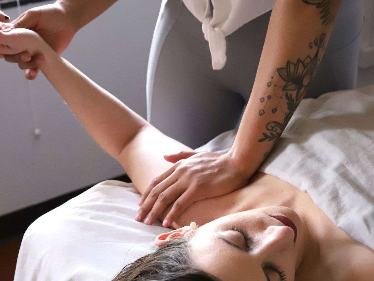 New York, Health, Personalized Massage Care For Everyday Wellness Massage Therapist In Billings