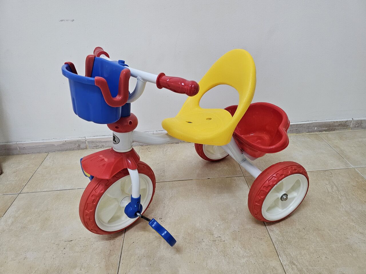 Al Adama, Bicycles, SAR 500,  Drifting Scooter,Bycycle & Baby Tri-cycle For Sale.
