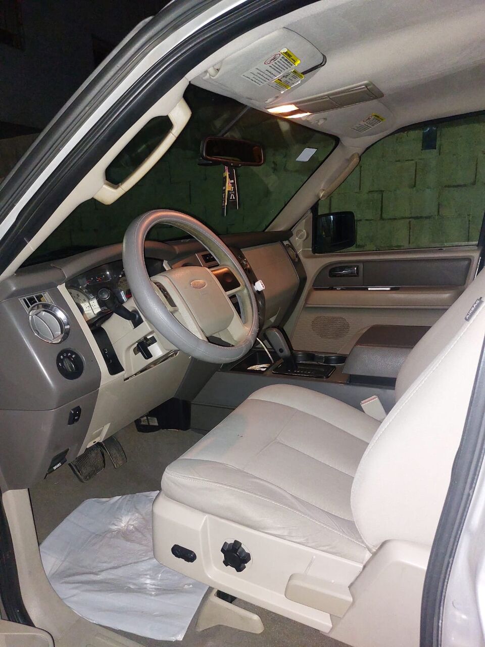 Al Mahjar, Vehicles, Cars & Trucks , SAR 17000,  Ford Expedition,  2007,  Automatic,  380000 KM,    Model Car For Sale In Jeddah