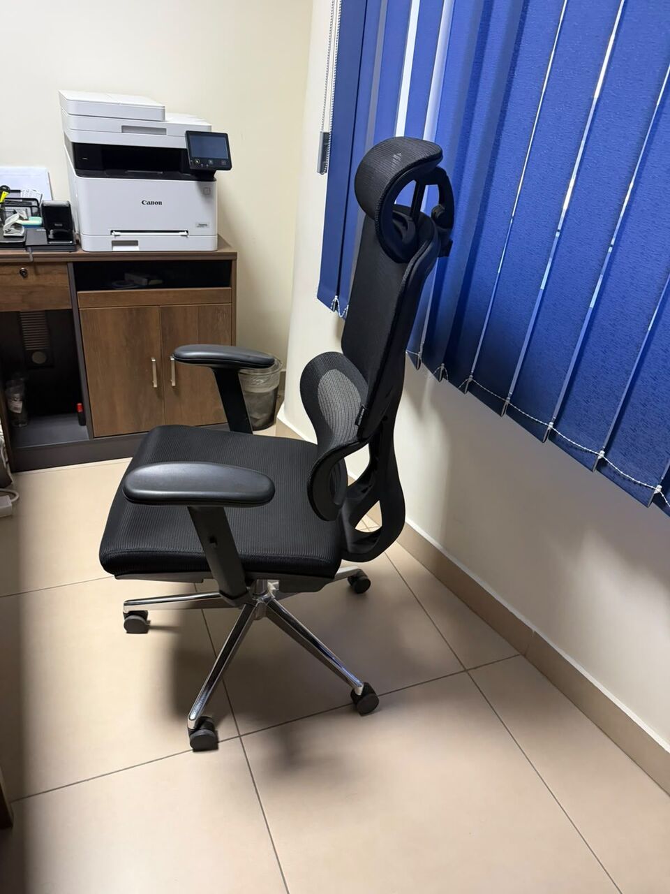 Khobar, Furniture, SAR 7000,  Office Furniture: Ergonomic Chairs & Study Table For Sale