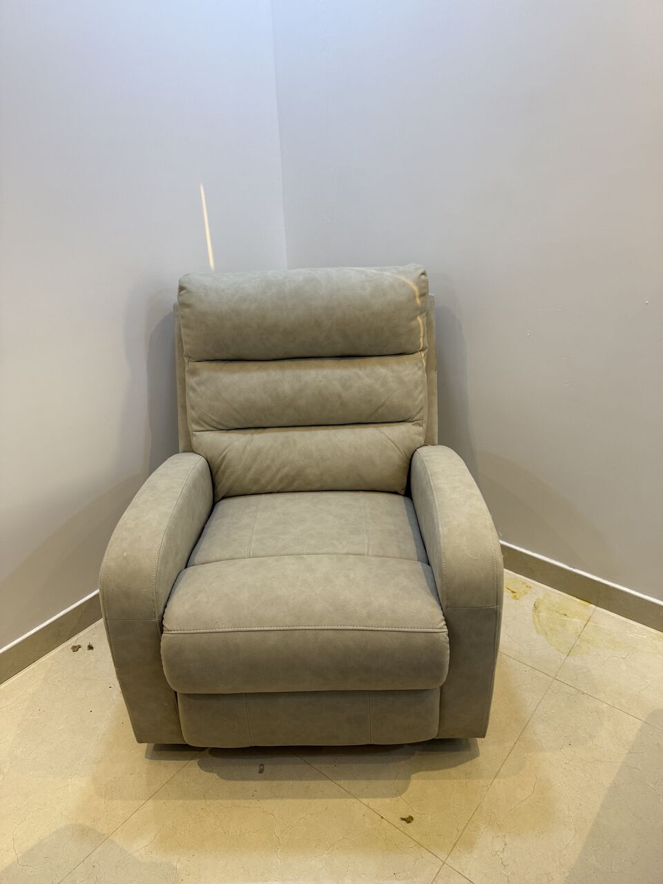 Dammam, Furniture, SAR 400,  Lazyboy Seat