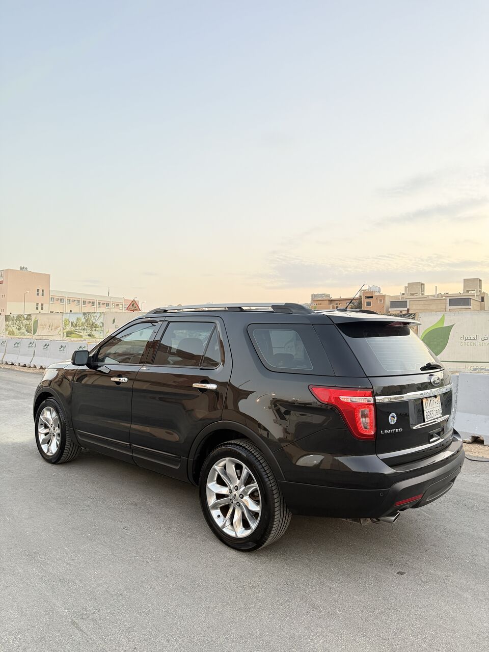 Ad Diriyah, Vehicles, Cars & Trucks , SAR 55000,  Ford Explorer Sport,  2015,  Automatic,  150000 KM,  Ford Explorer Limited  Top Of The Line