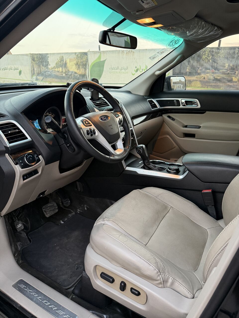 Ad Diriyah, Vehicles, Cars & Trucks , SAR 55000,  Ford Explorer Sport,  2015,  Automatic,  150000 KM,  Ford Explorer Limited  Top Of The Line