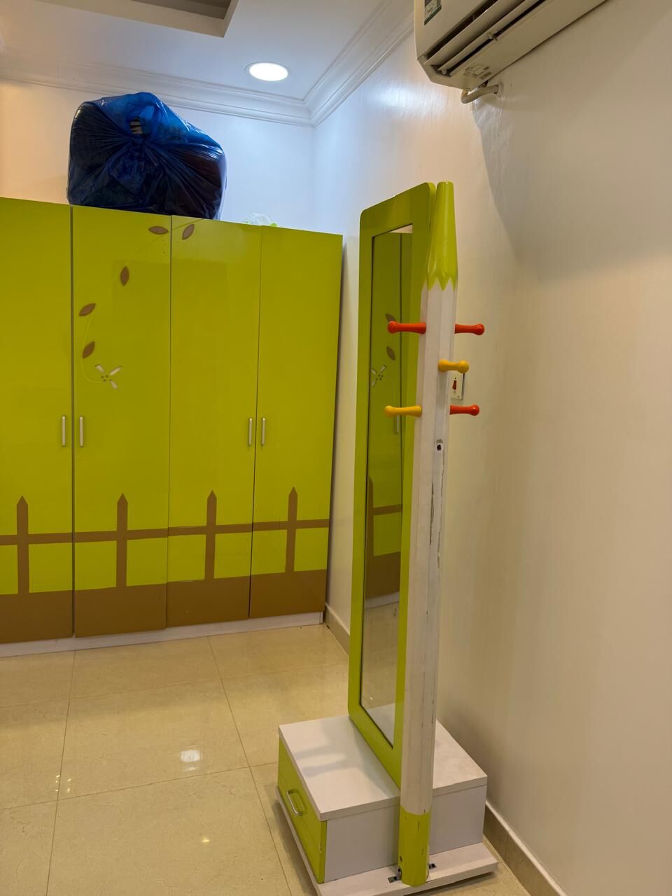 Dammam, Furniture, SAR 400,  A Complete Children Bedroom Set.