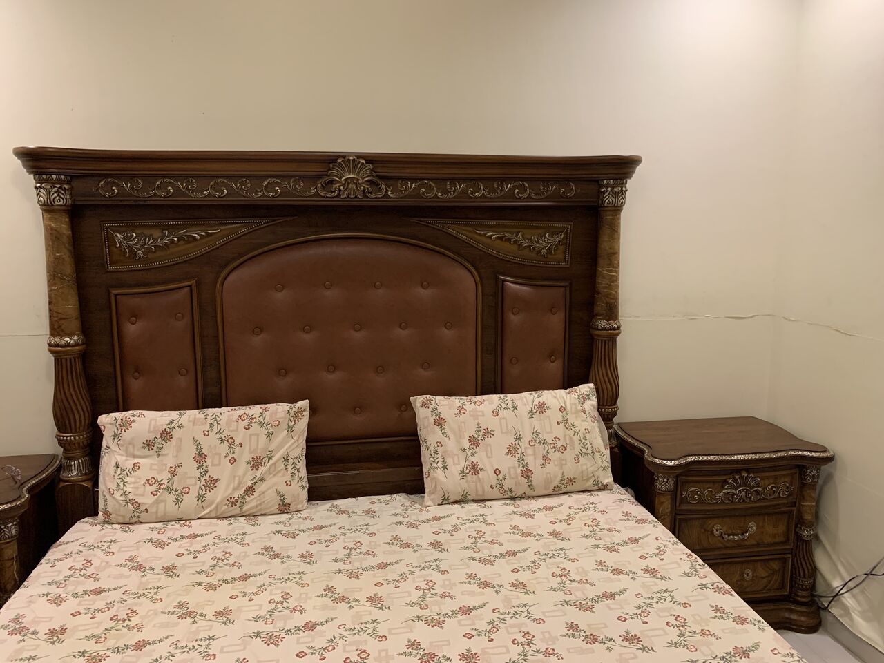 Jeddah, Furniture, SAR 2300,  Full Bedroom Furniture Set (King Size).