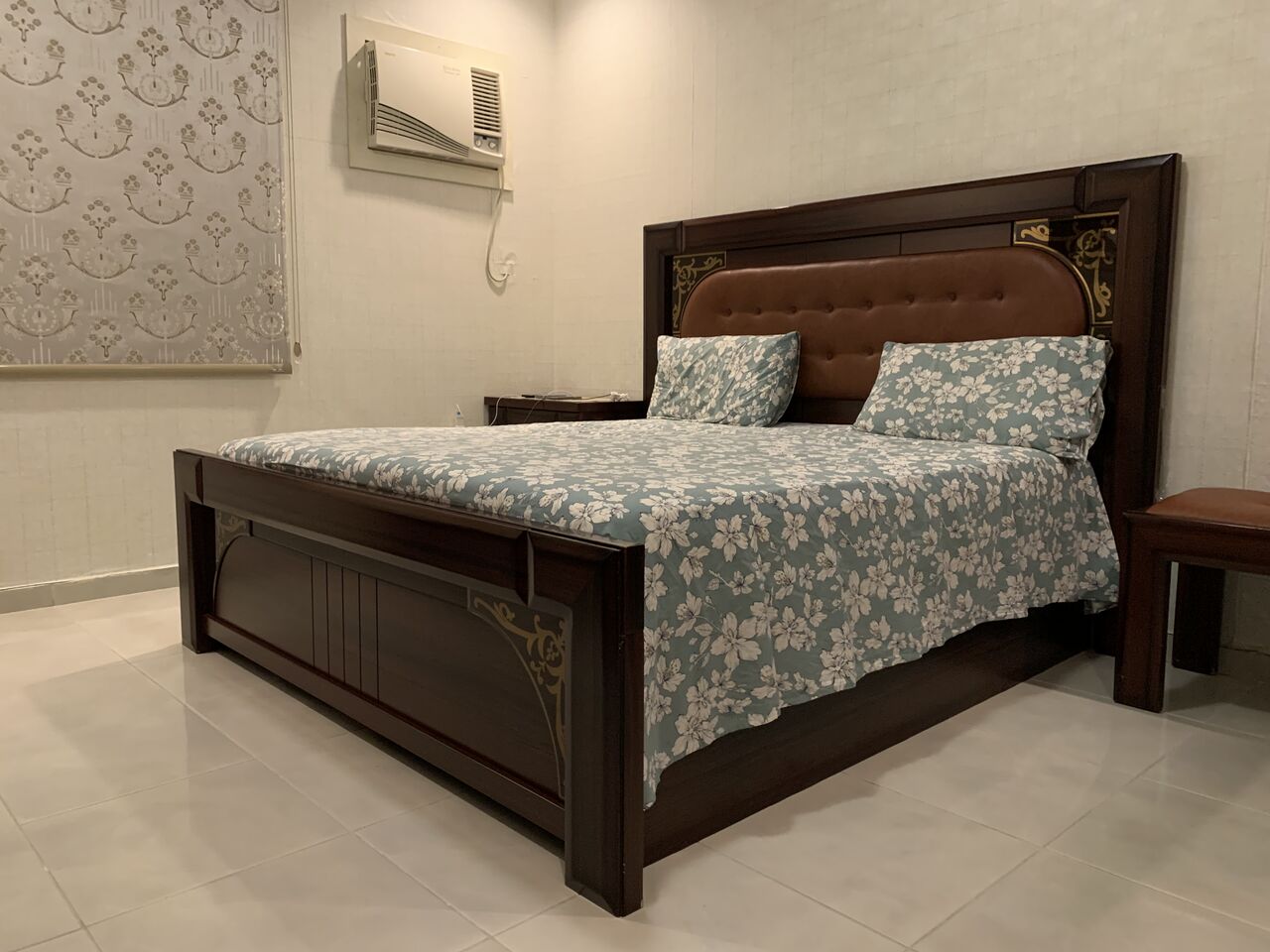 Jeddah, Furniture, SAR 2000,  Bedroom Furniture Set (King Size).