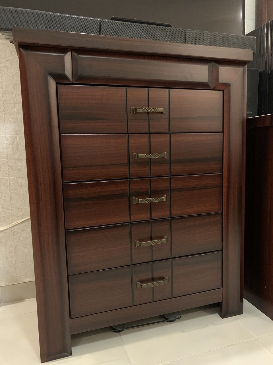Jeddah, Furniture, SAR 2000,  Bedroom Furniture Set (King Size).