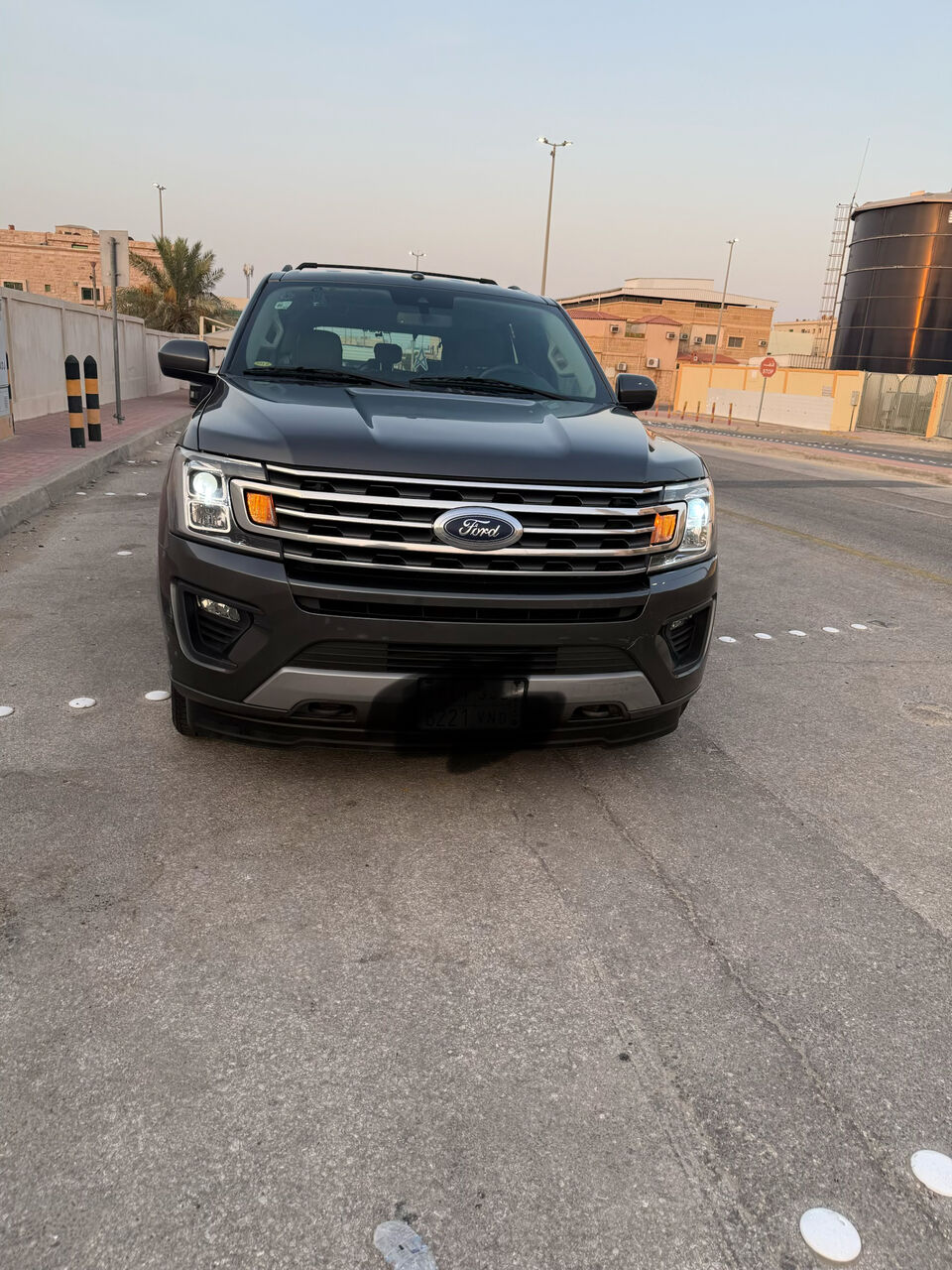 Dammam, Vehicles, Cars & Trucks , SAR 130000,  Ford Expedition XLT,  2021,  Automatic,  92000 KM,  Ford Expeditition  Under Warranty